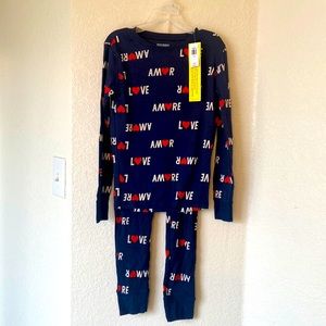 NEW! Gender-Neutral Valentines Matching Graphic Snug-Fit Pajama Set For Kids